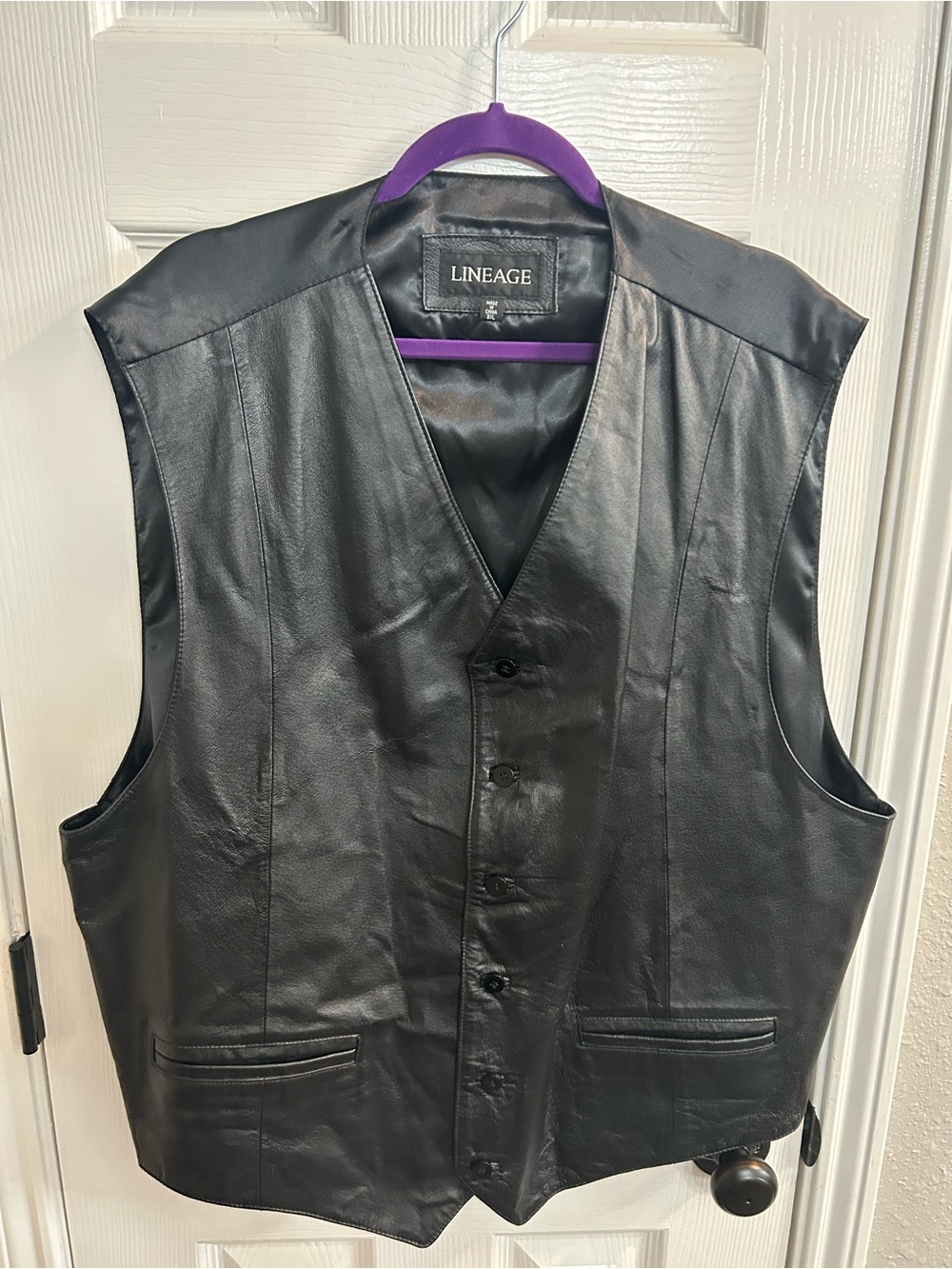 - Classic Button Front Women’s 3X vintage Lineage black leather vest 3XL